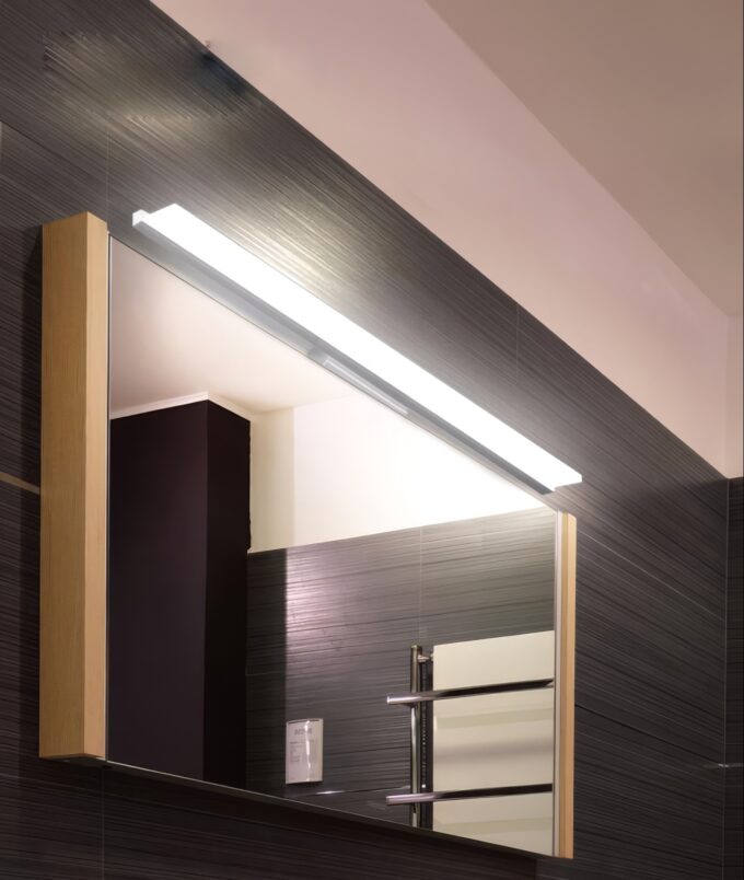 htb1w4jejvxxxxc0xxxxq6xxfxxxn Modern bathroom mirror with overhead LED lighting and glass shelves.