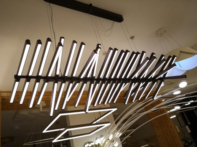 IMG_20171204_153144 Modern LED pendant lighting fixtures in a contemporary interior.